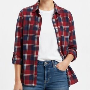 NWT American Eagle Outfitters Navy and Burgundy Plaid Shirt